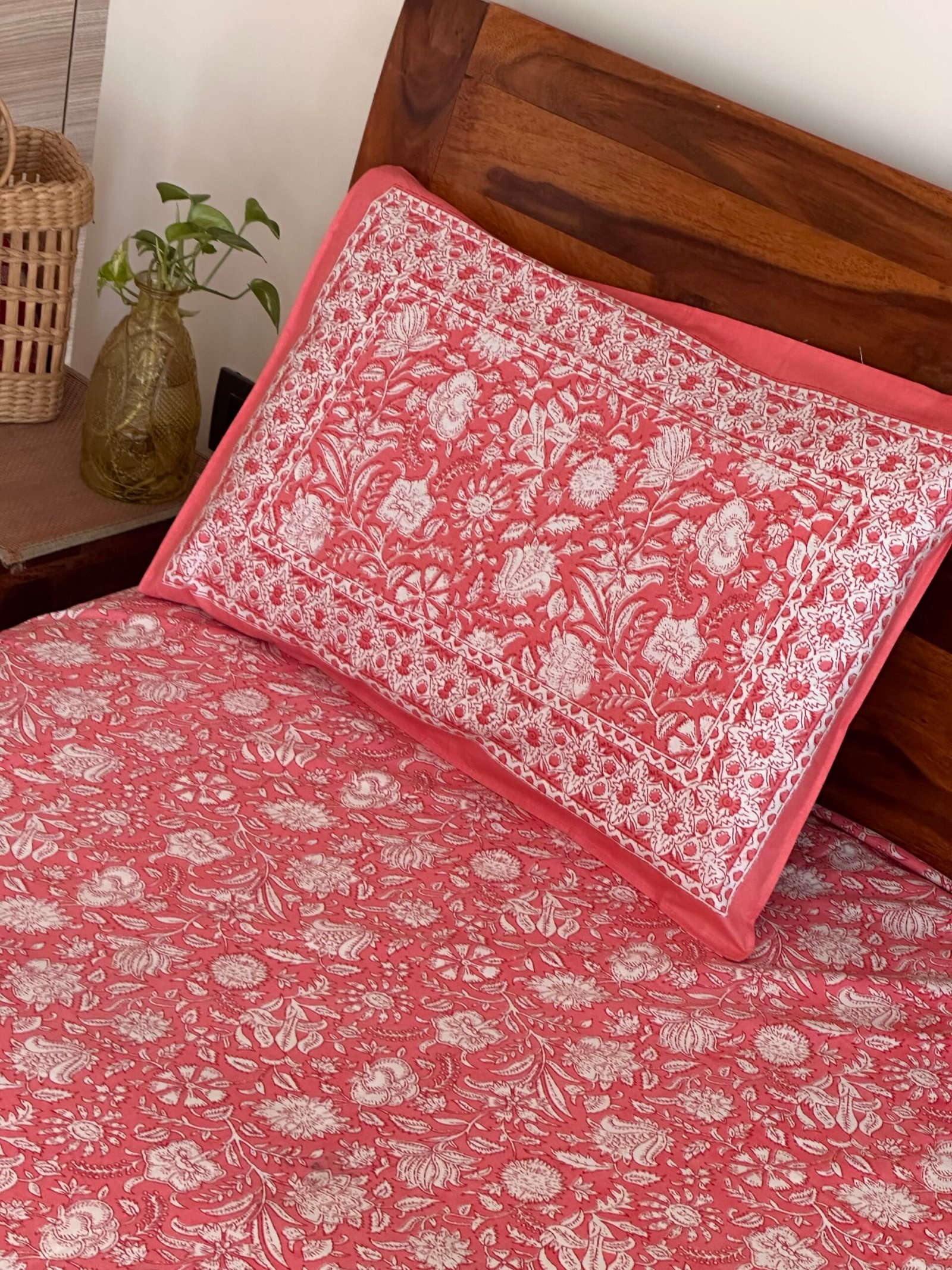 img_4123-3 Bashira Super King Size Bedsheet - Image 1