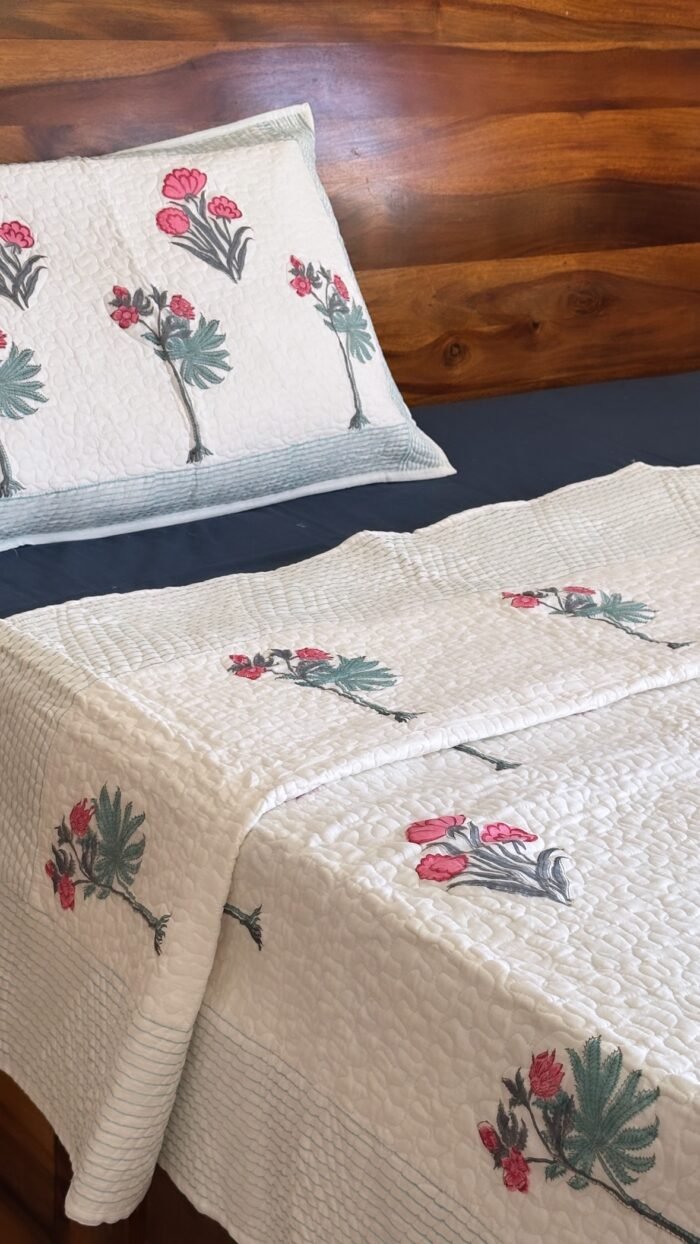 Gulabi pushpanjali Handblocked Cotton Quilted Bedcover - Image 4