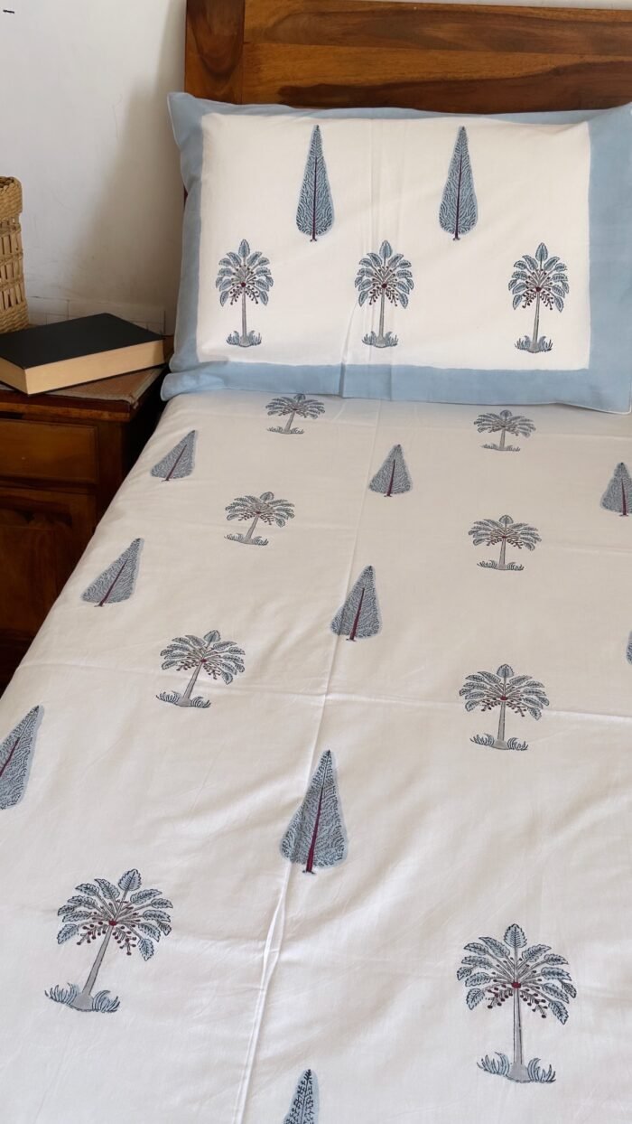 Grey Blue Super King Size Premium Bedsheet - Image 5