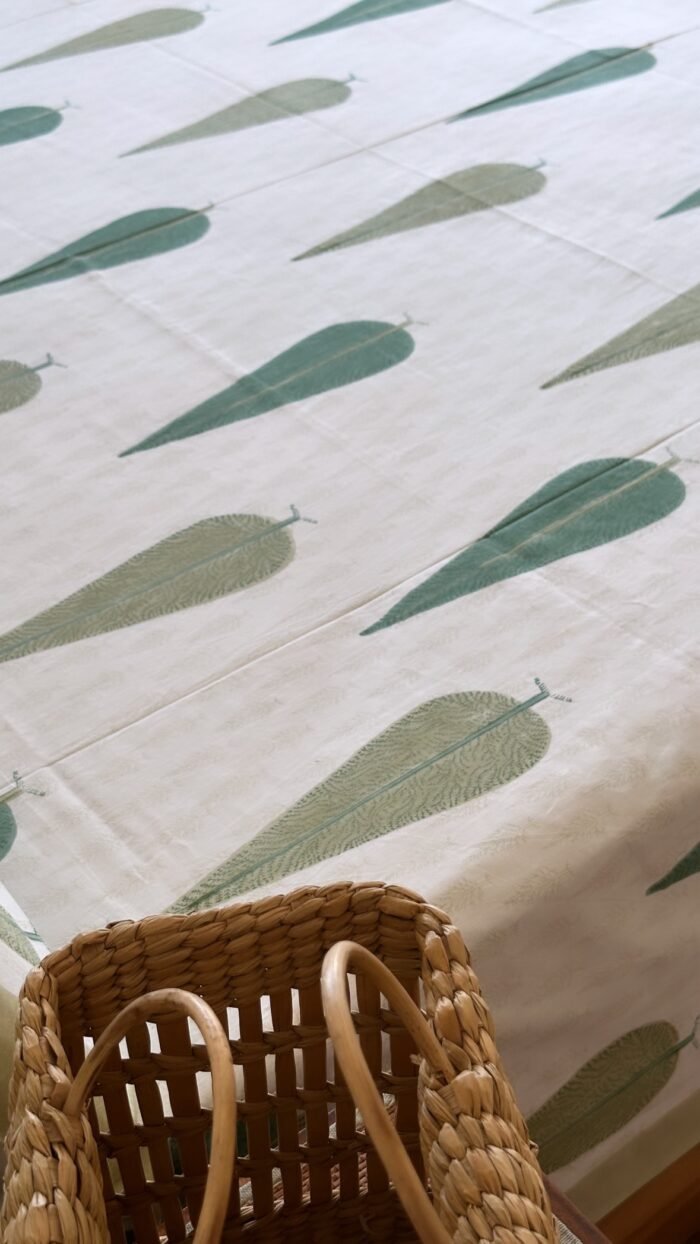 Hari Bahaar Super King Size Premium Bedsheet - Image 2