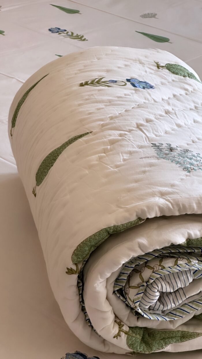 Hara Bhara Bagh Double Premium Quilt - Image 5