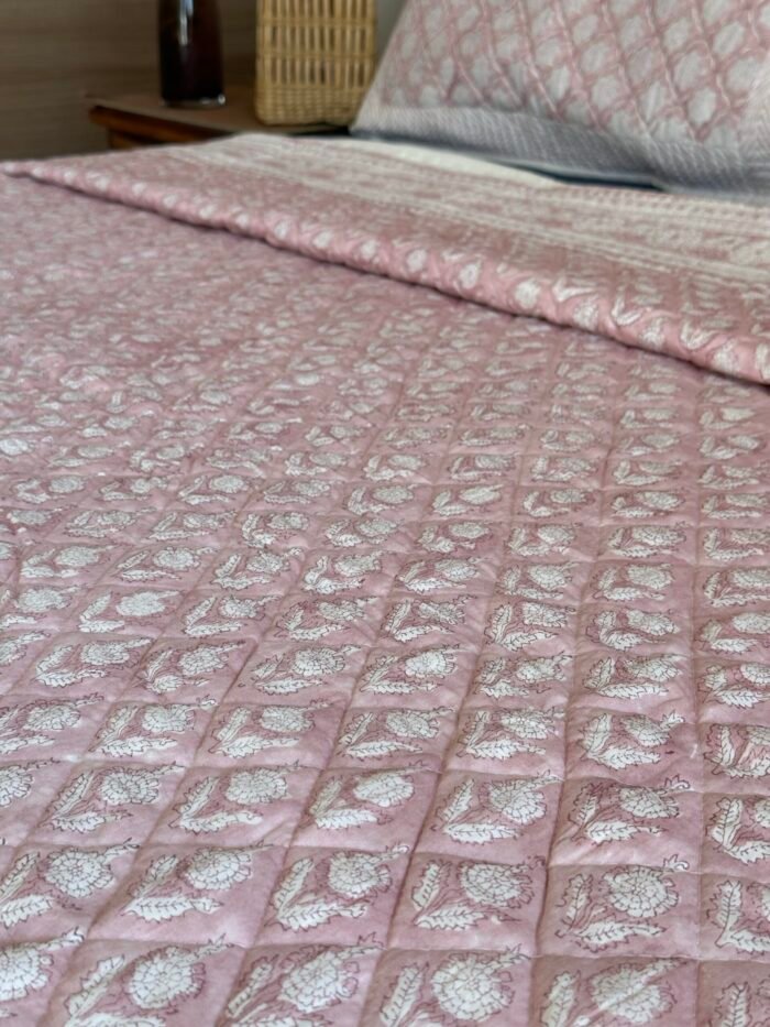 Pink Bagh Cotton Quilted Bedcover - Image 4