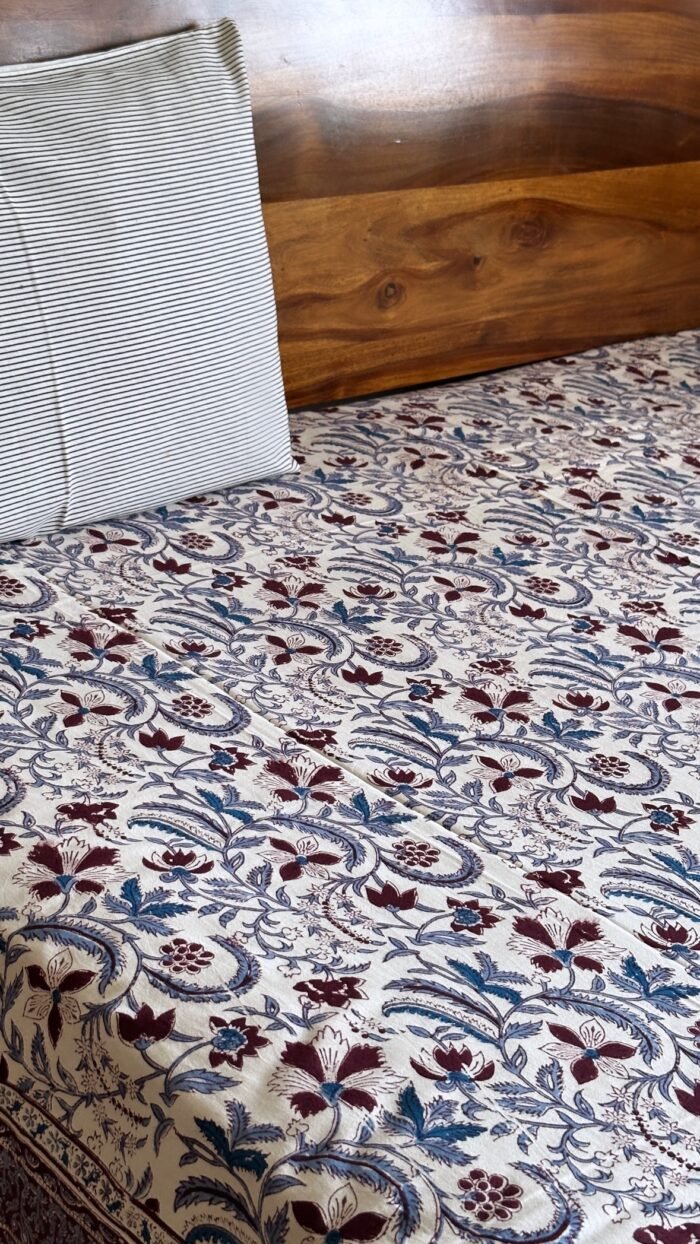 0bc1279d-5069-4365-bc75-1686ba12e799 Kali-Neer Handblocked Cotton Bedsheet - Image 4