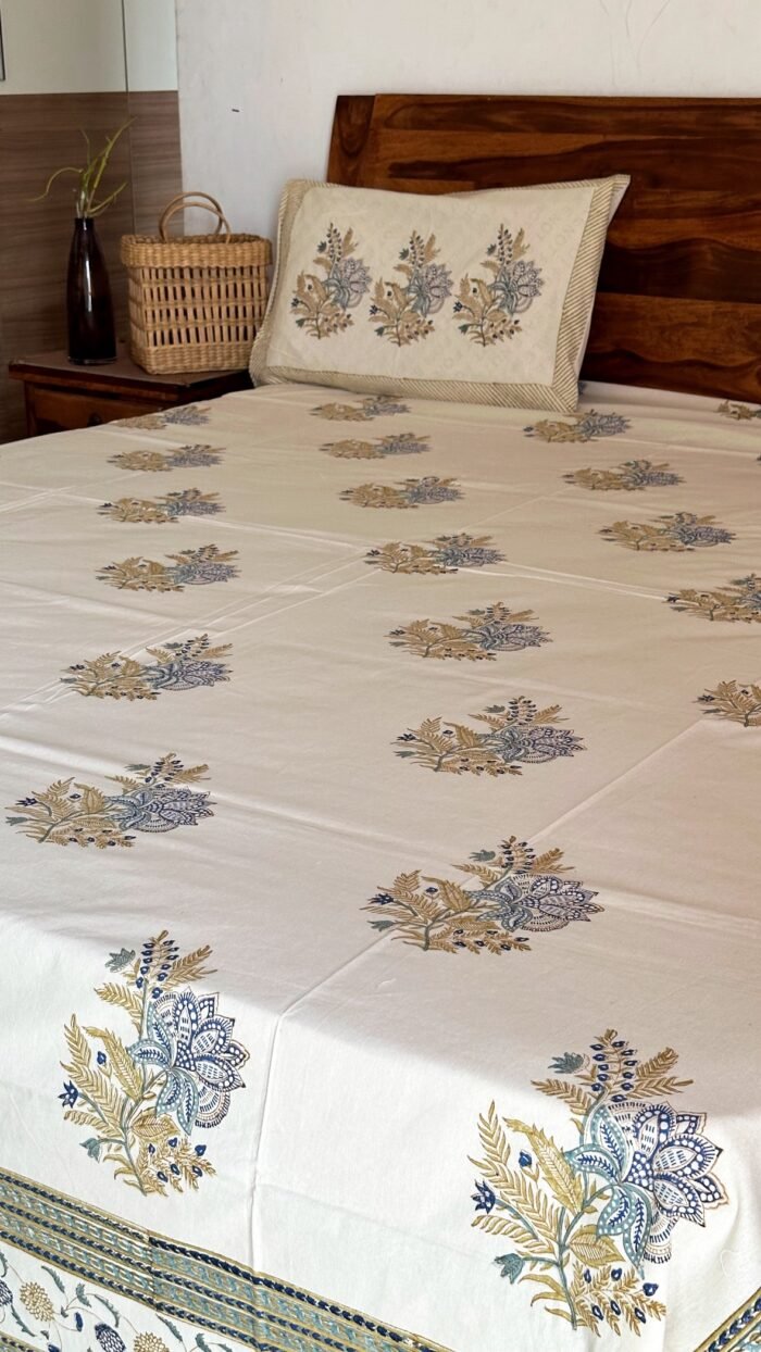 169a8e7e-d75c-4d01-9f51-17454aa9e1a8 Saanjh Handblocked Bedsheet - Image 4