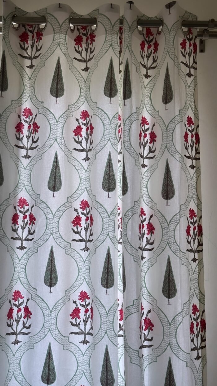 Gulabi Jaal Canvas Curtain - Image 2