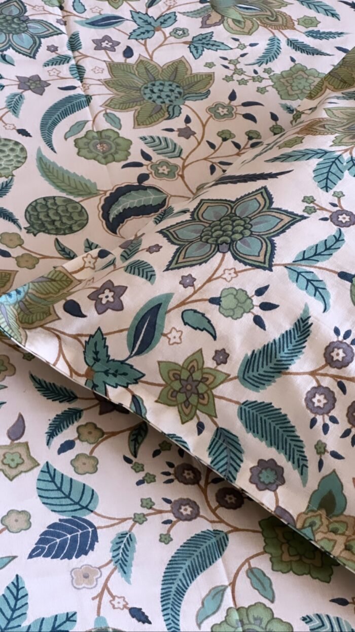 Green lush King Size Cotton Bedsheet - Image 4