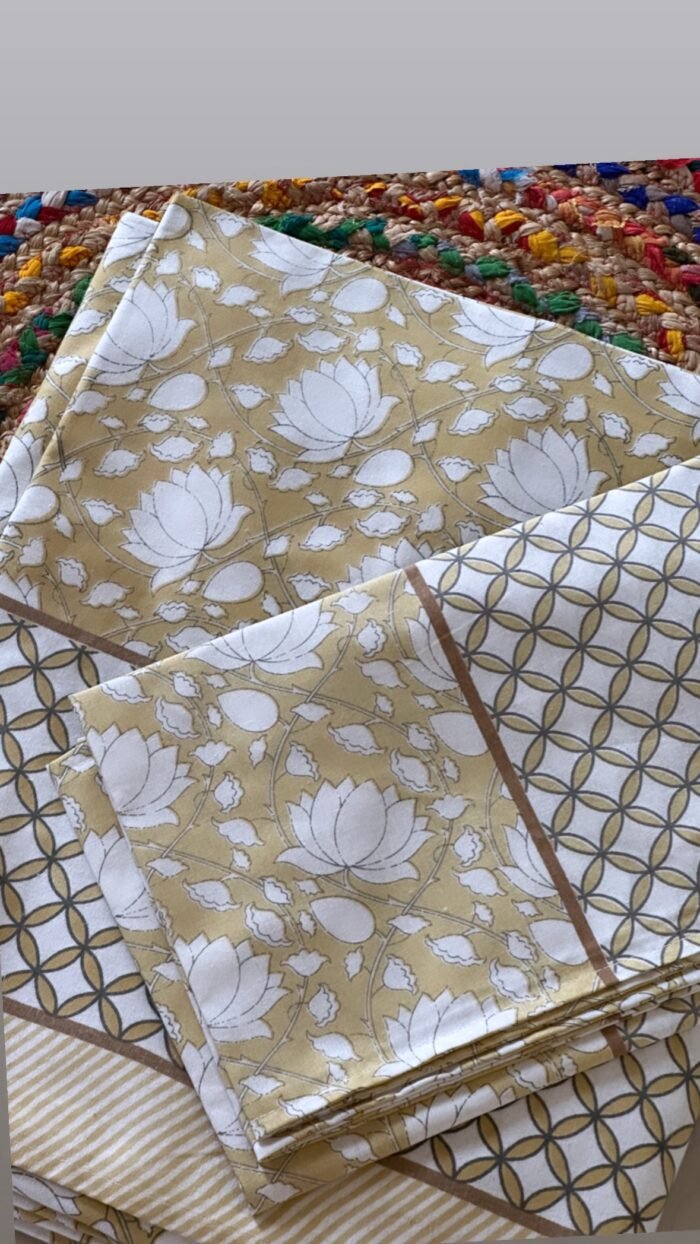 4820fdf0-52f7-481c-8a68-ae3cc03c4b8a Gulshan Super King Size Bedsheet - Image 2