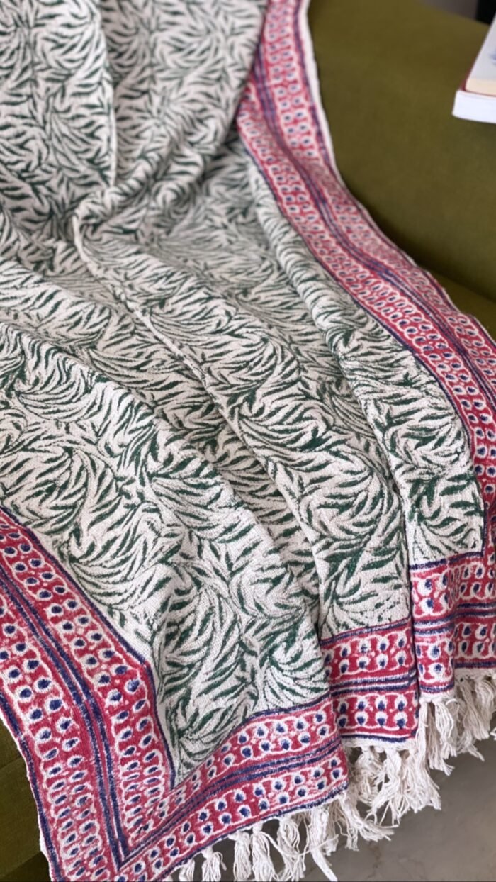 568bbef2-2dcf-4a7d-994e-20b74789cfb8 Green Spring Handwoven Sofa Throw - Image 3