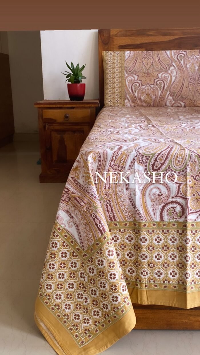 6d3d75b4-c4d5-47bb-a477-a64bdc215a96 Gulshan Super King Size Bedsheet - Image 2