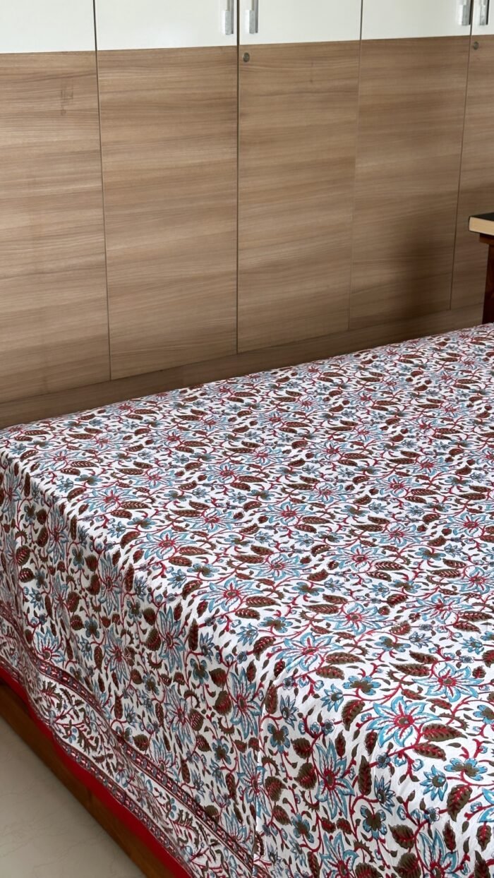 809f5053-6133-486c-901b-50eeaebbcaae Kali-Laal Handblocked Cotton Bedsheet - Image 4