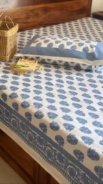 Blue Phool King Size Cotton Bedsheet - Image 5