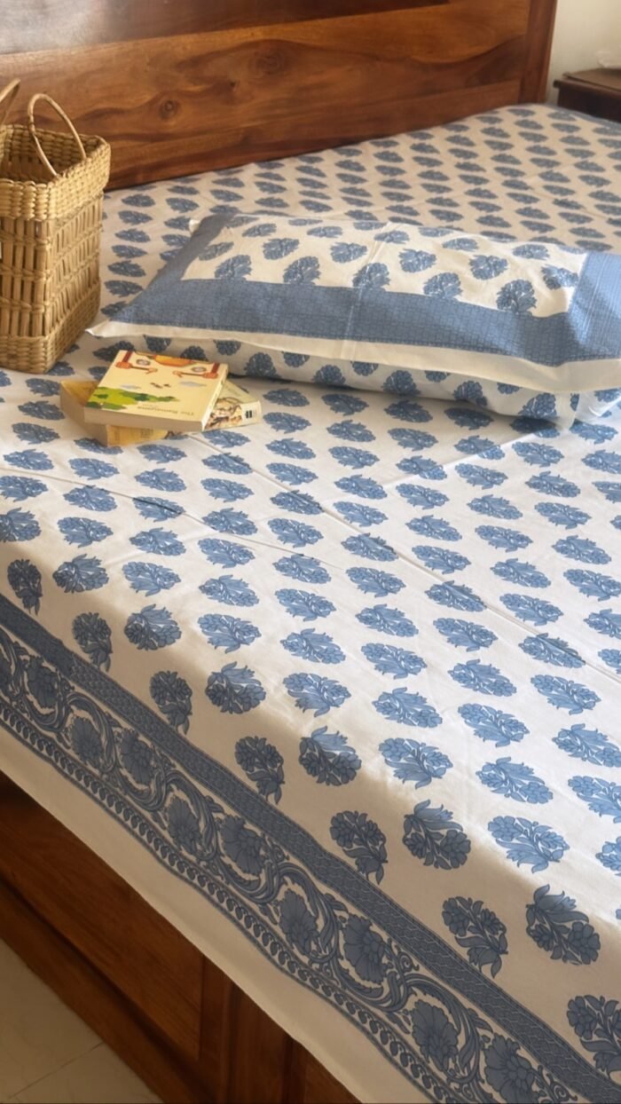 Blue Phool King Size Cotton Bedsheet - Image 5