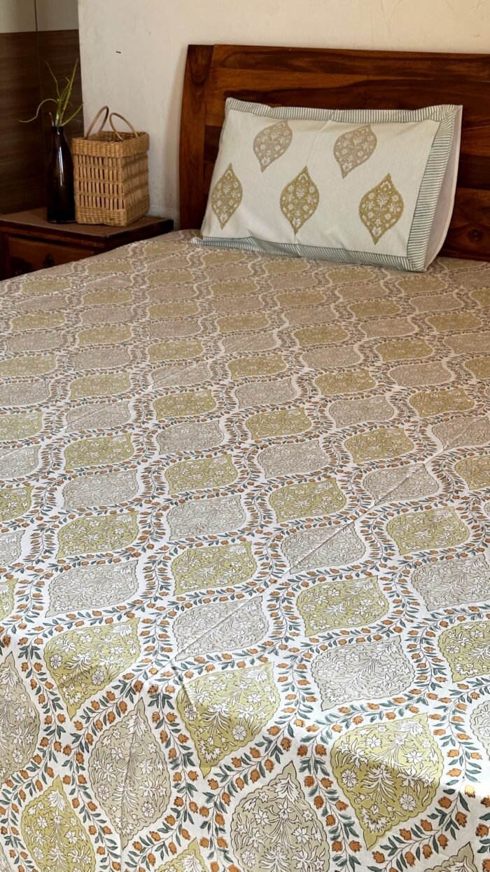 Saanjh Handblocked Bedsheet - Image 6