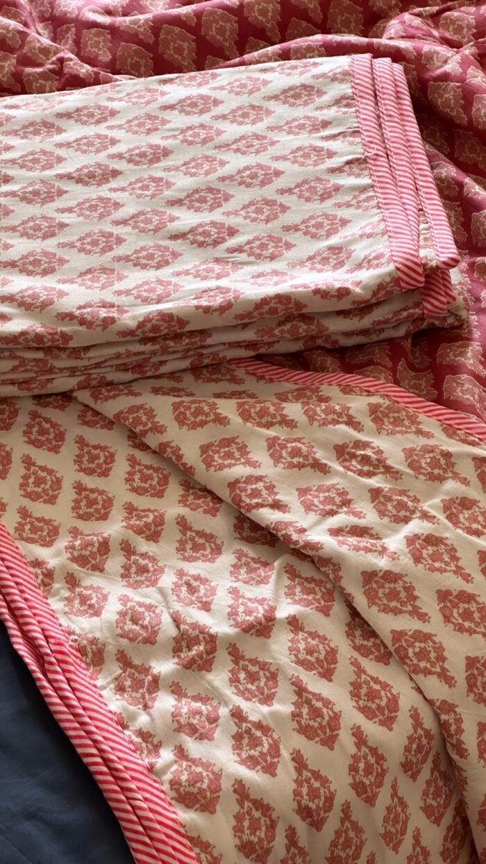 9c67b619-28f4-4b2b-b16d-20e4472cbd7e Reversible Mul Cotton Dohar(Pair) - Image 4