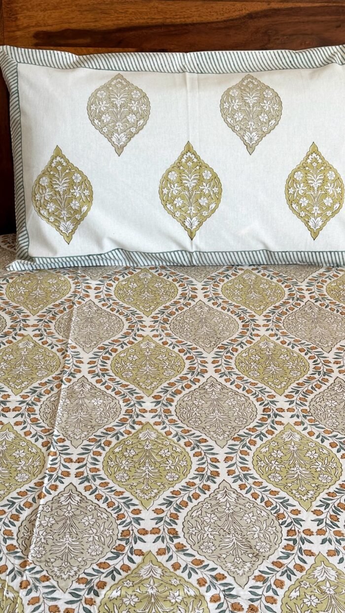 Saanjh Handblocked Bedsheet - Image 3
