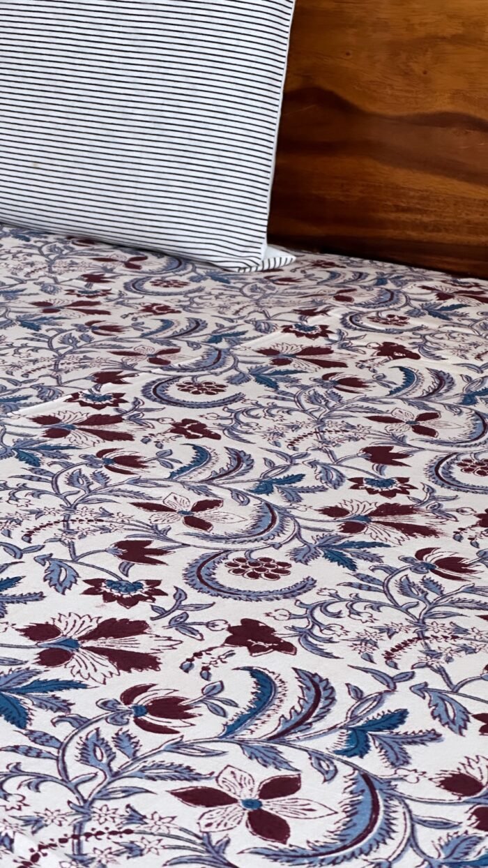 b23be4c4-e5d9-4b8e-998f-1385c2448ec1 Kali-Neer Handblocked Cotton Bedsheet - Image 1