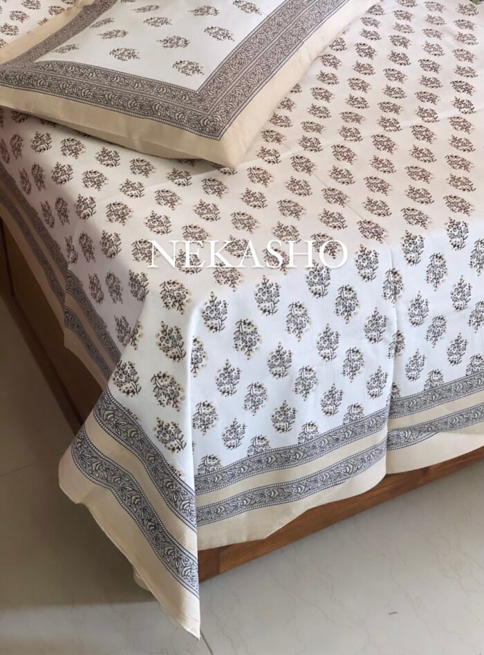 img_4759 Rang Handblocked Super King Size Bedsheet - Image 3