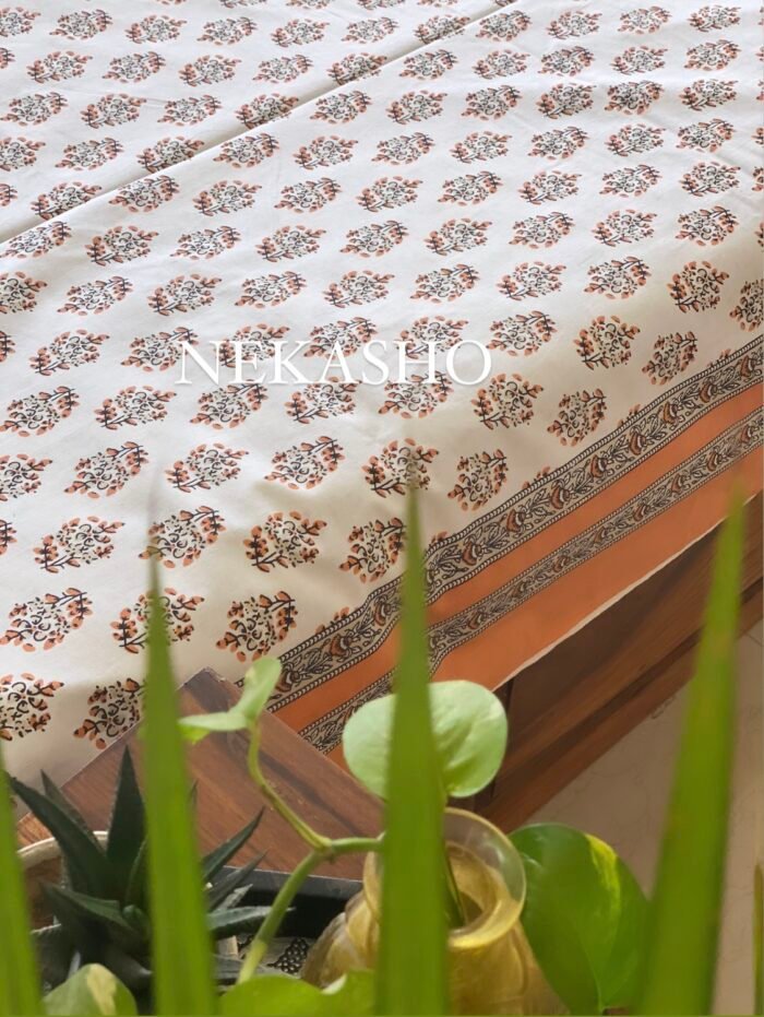 img_4940 Rang Handblocked Super King Size Bedsheet - Image 5