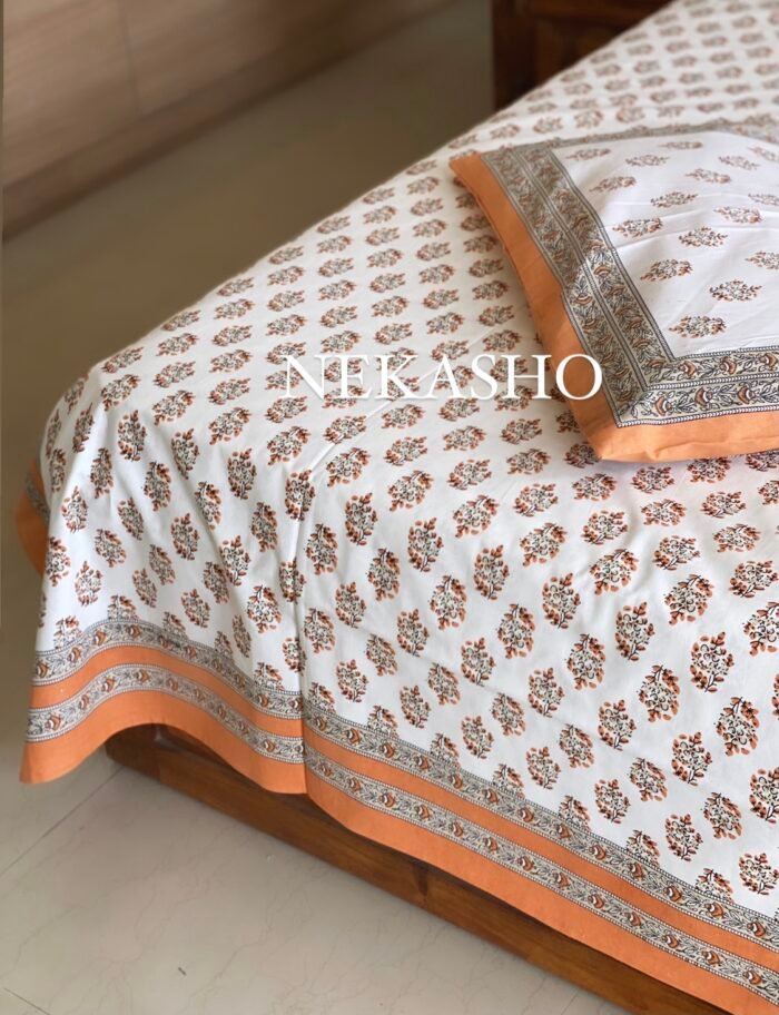 img_4942 Rang Handblocked Super King Size Bedsheet - Image 1