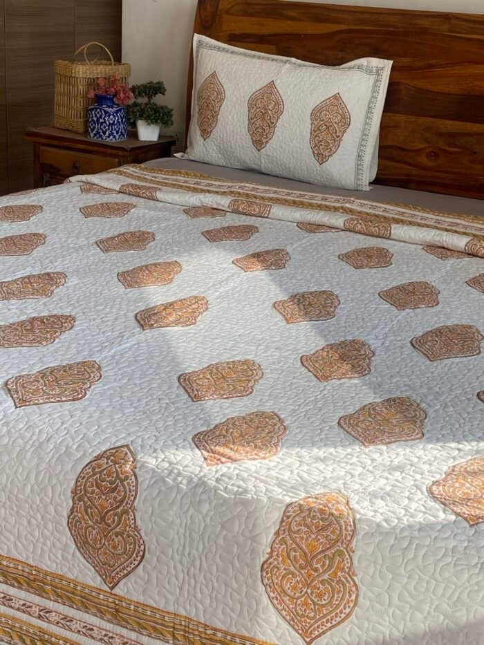 img_5566 Ratan Handblocked Premium Quilted Bedcover - Image 1