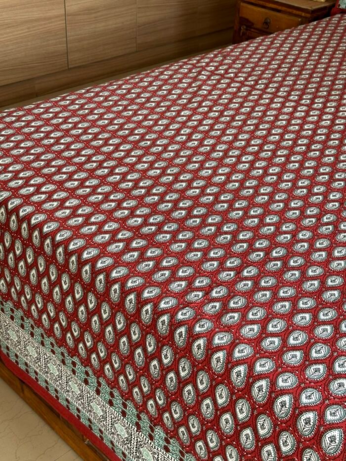 Suhani Red King Size Bedsheet - Image 5