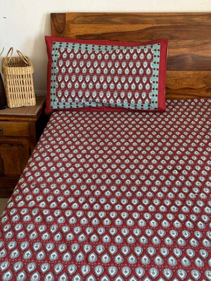 Suhani Red King Size Bedsheet - Image 3