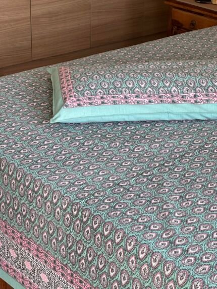 Suhani Green King Size Cotton Bedsheet