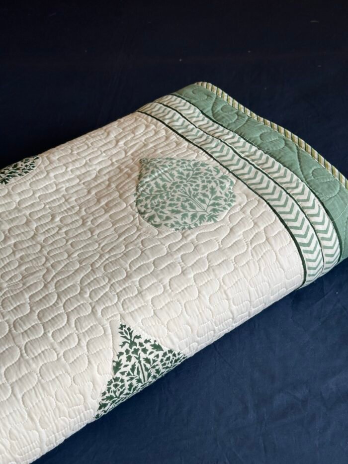 Hara Bagh handblocked Cotton Quilted Bedcover - Image 2