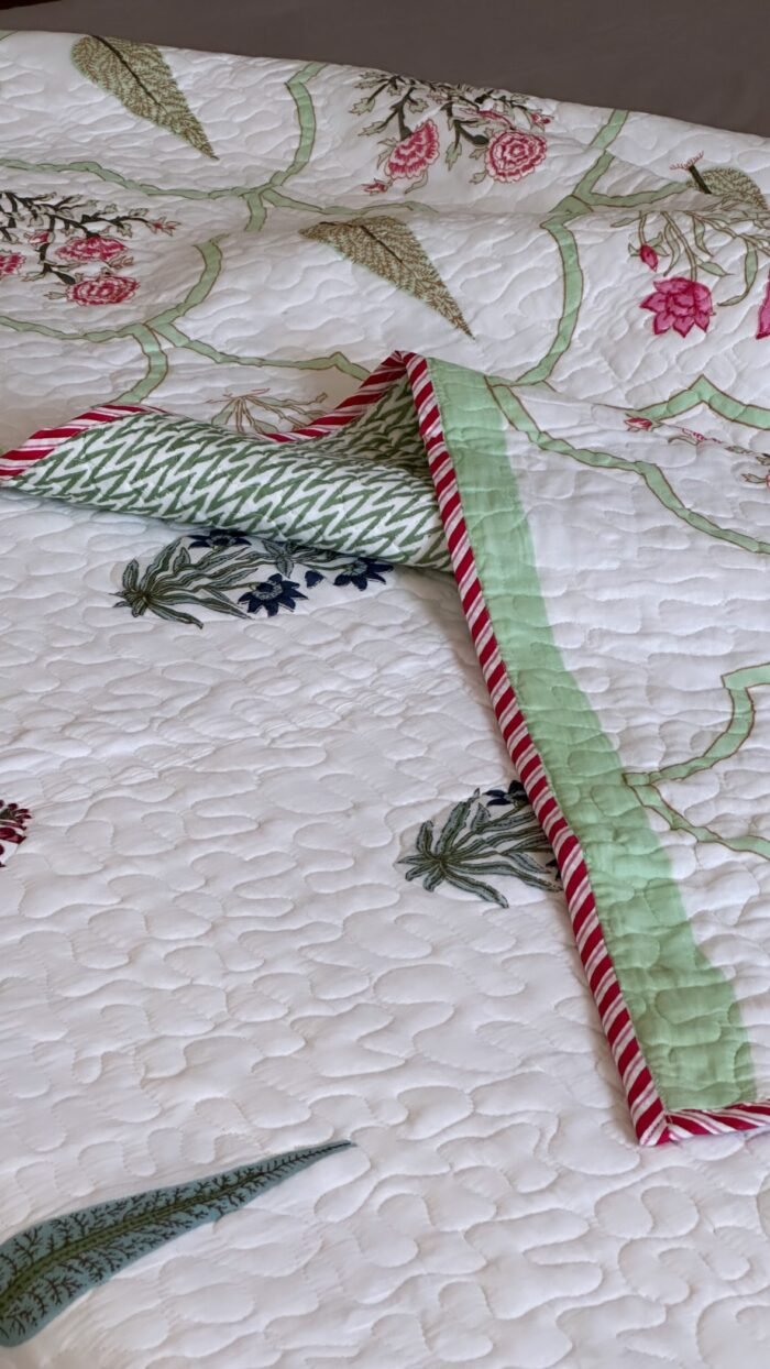 Blooming garden Reversible Quilted Bedcover - Image 3