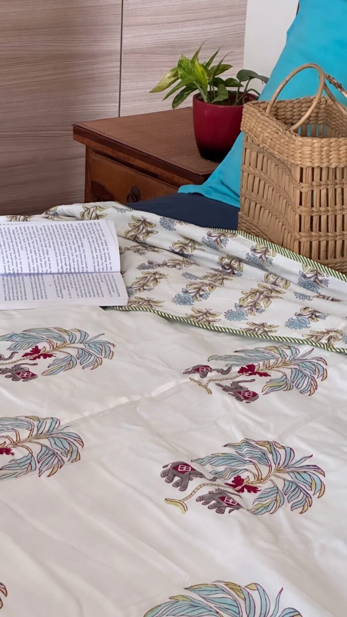 50987824-96b1-4e8b-aa1b-003835fb61c9 Premium Handblocked King Size Reversible Dohar - Image 4