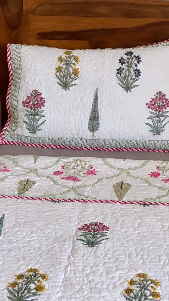 Blooming garden Reversible Quilted Bedcover - Image 2