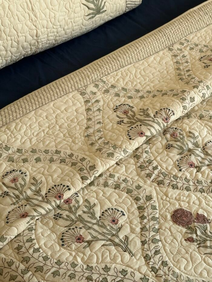 Grey bouquet Handblocked Quilted Bedcover - Image 4