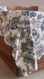 Jumbo Size Floral Bedsheet - Image 3