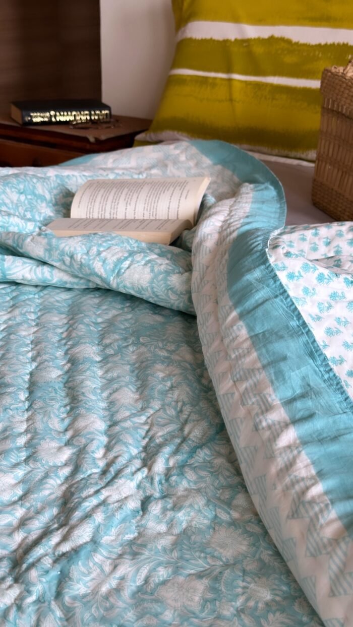Neelima Premium Double Quilt - Image 3