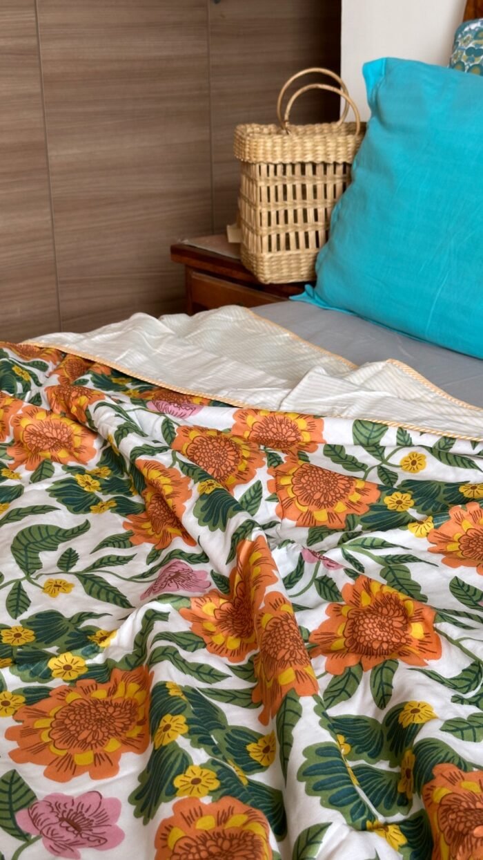 1040c0e4-0bb1-4df1-997a-d0ac8b03a6c2 Double King Size Reversible Dohar - Image 1