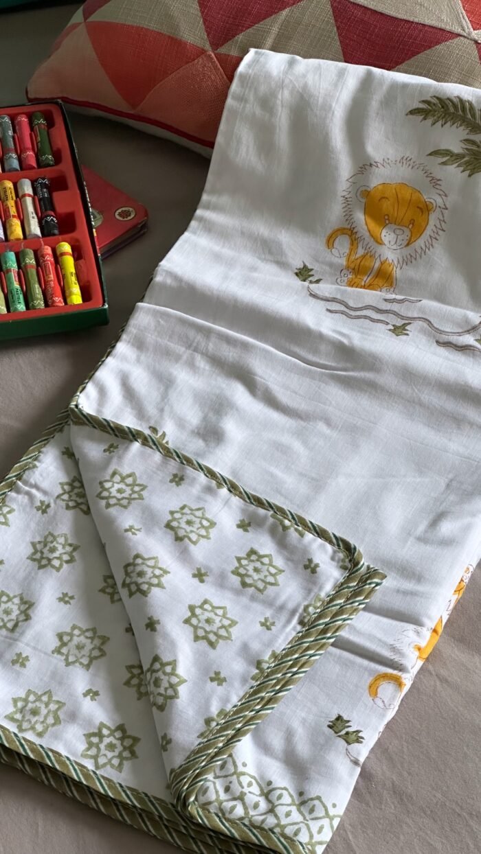Cute Lion Handblocked Reversible Dohar - Image 7
