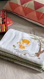 Cute Lion Handblocked Reversible Dohar