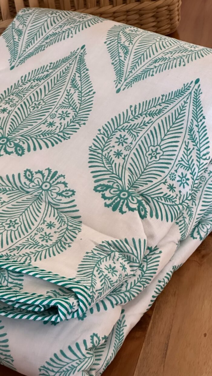 8d951f80-7dba-41ab-a22e-b8989b20fe19 Handblocked Double Bed Mul Dohar - Image 2