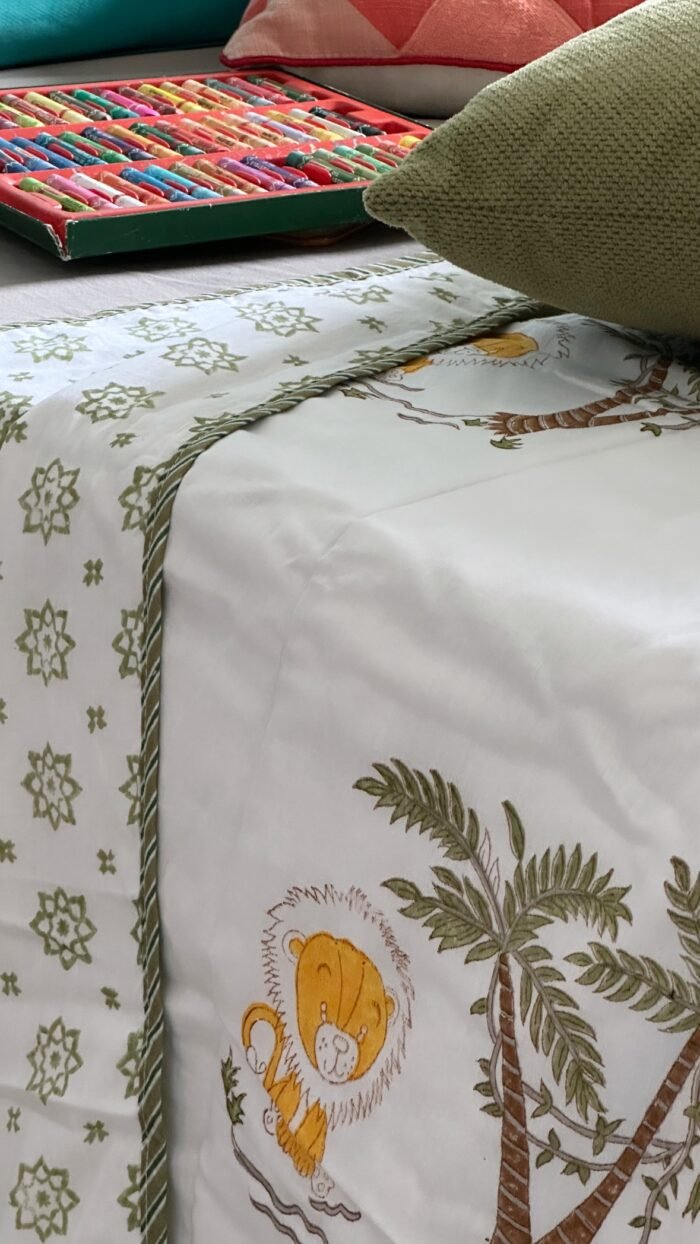 Cute Lion Handblocked Reversible Dohar - Image 5