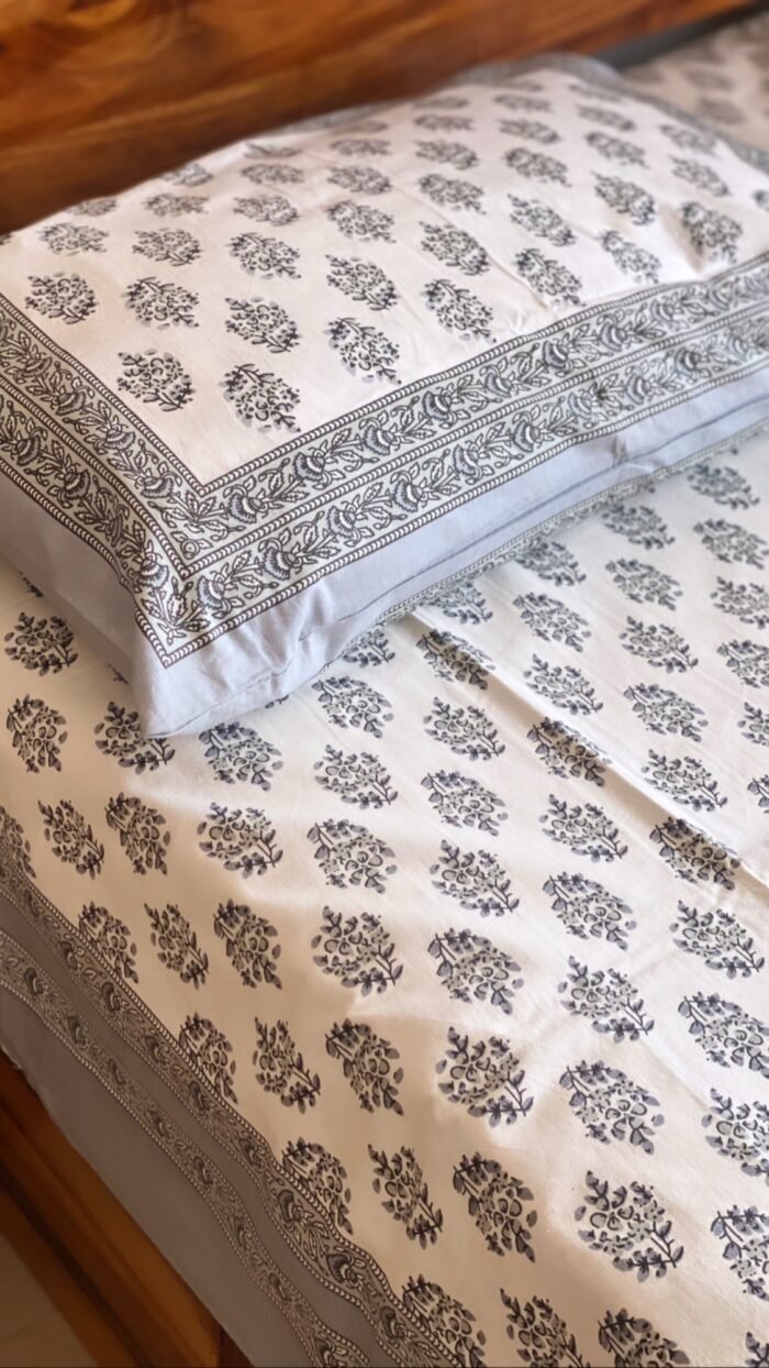 Grey Small Motif King Size Bedsheet - Image 2