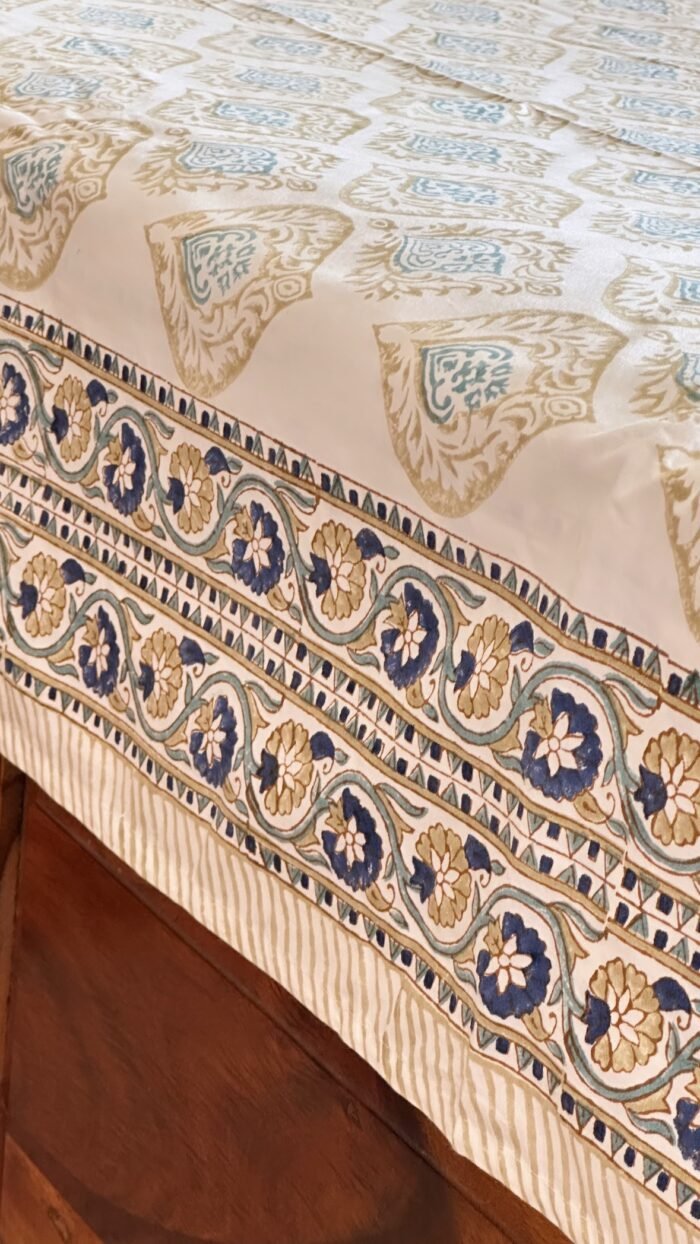 Gulnaar Premium King Size Bedsheet - Image 3
