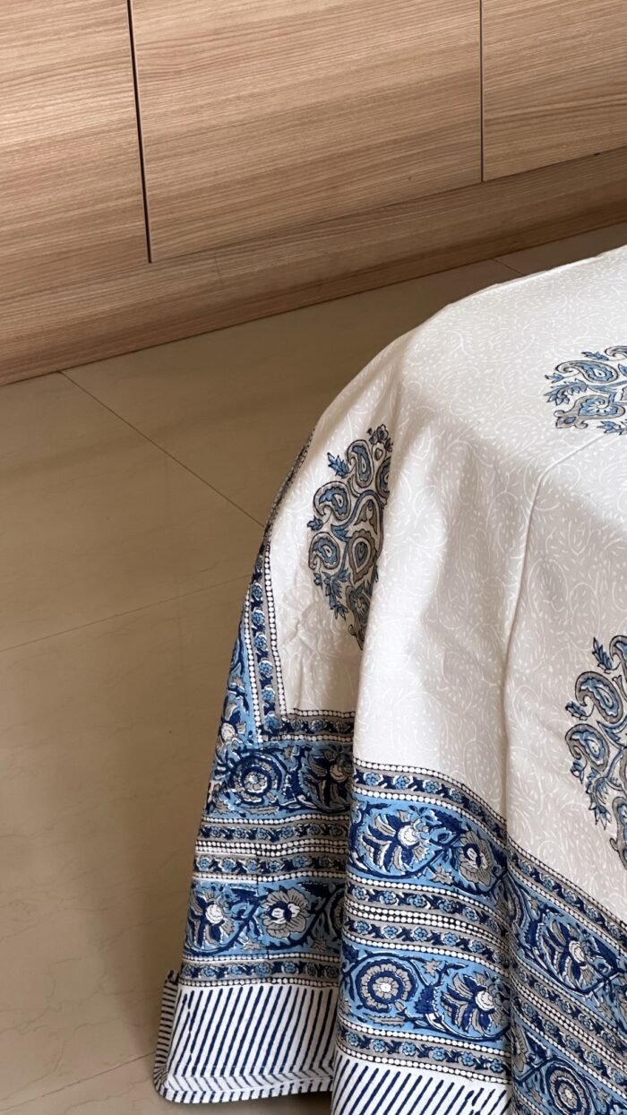 77b73bd3-51fc-42fd-9b5f-77297f030216 Neela Gul Handblocked Super King Size Cotton Bedsheet - Image 2