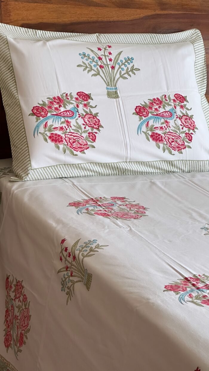 7e00615d-6b81-40a0-8dce-3c71bd7fd1e7 Gulzaar Premium Super King Size Bedsheet - Image 8