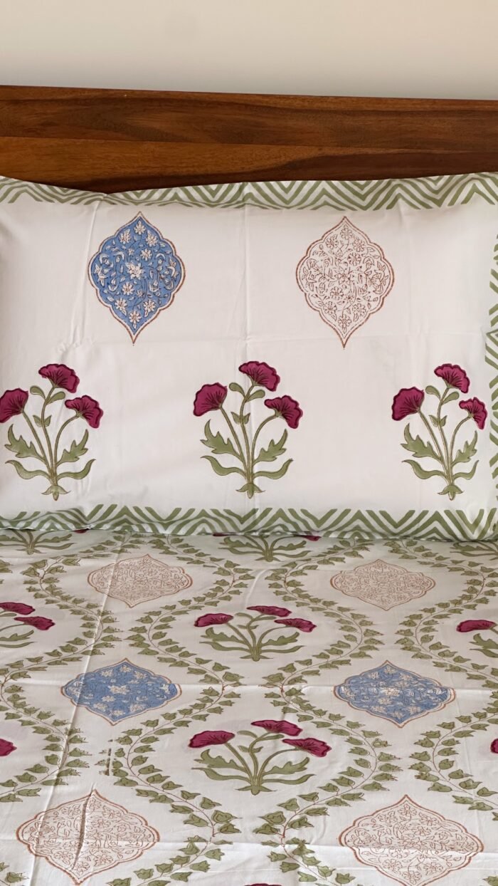 Gulzaar Premium Super King Size Bedsheet - Image 3