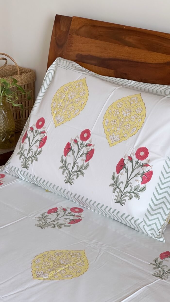 Gulzaar Premium Super King Size Bedsheet - Image 5