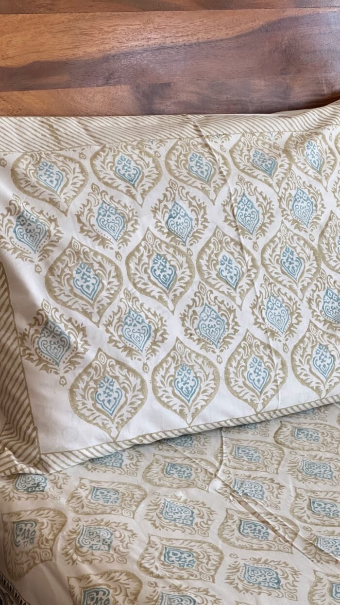 Gulnaar Premium King Size Bedsheet - Image 2