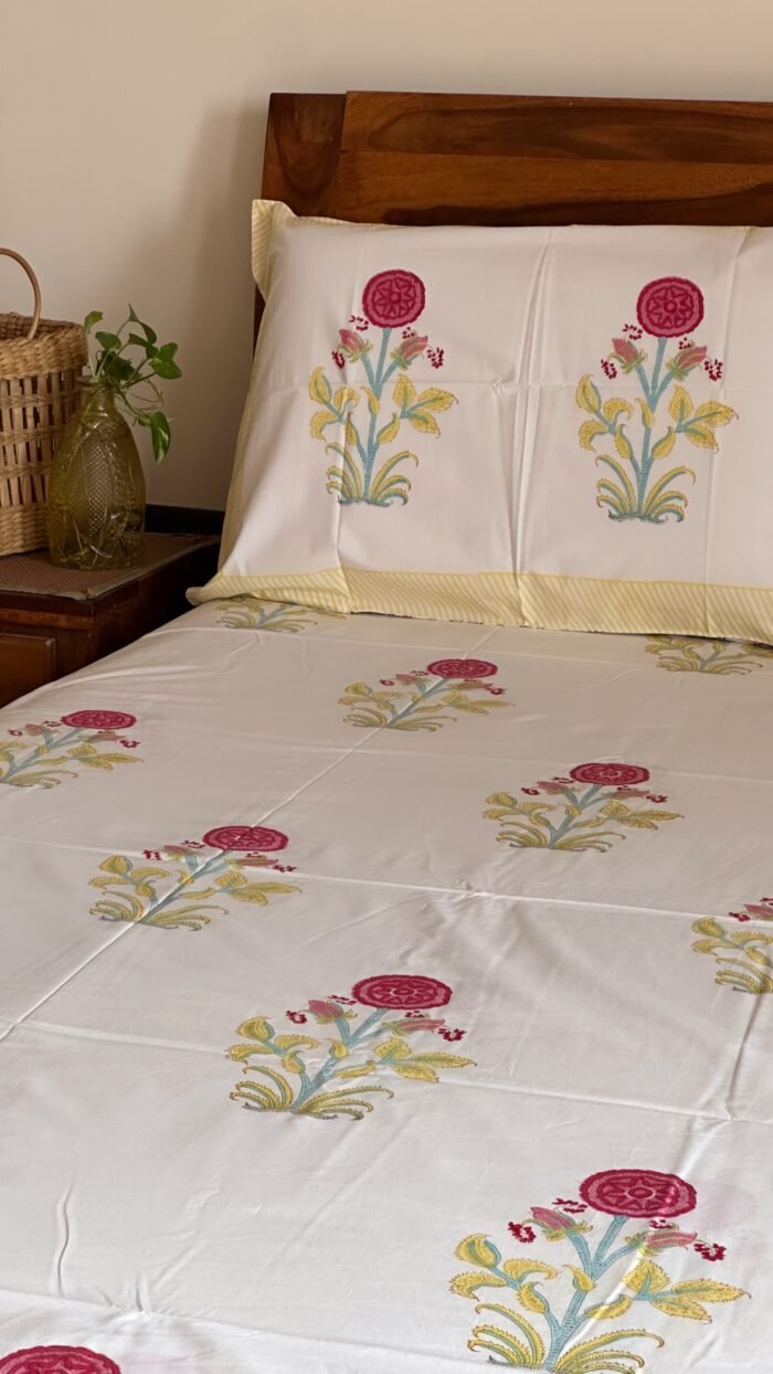 Gulzaar premium Super King Size Bedsheet - Image 4