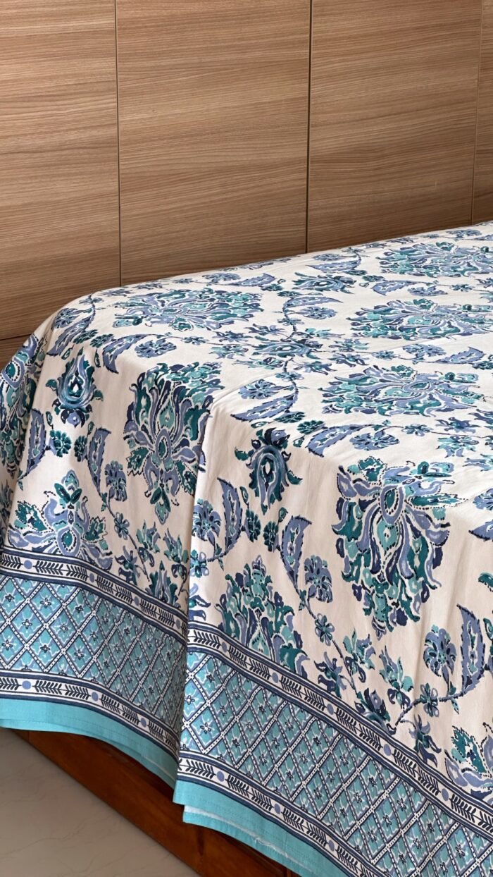 Gulshan Super King Size Bedsheet - Image 4