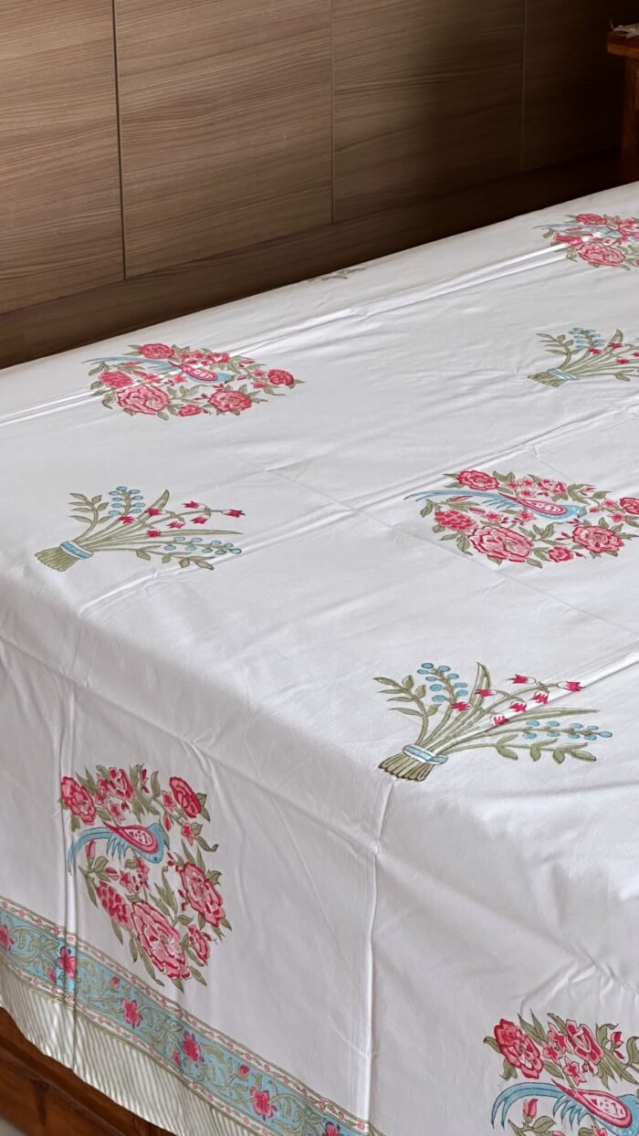 dc9a3ea8-36b5-4b20-8347-63d2d6d0ea8a Gulzaar Premium Super King Size Bedsheet - Image 9
