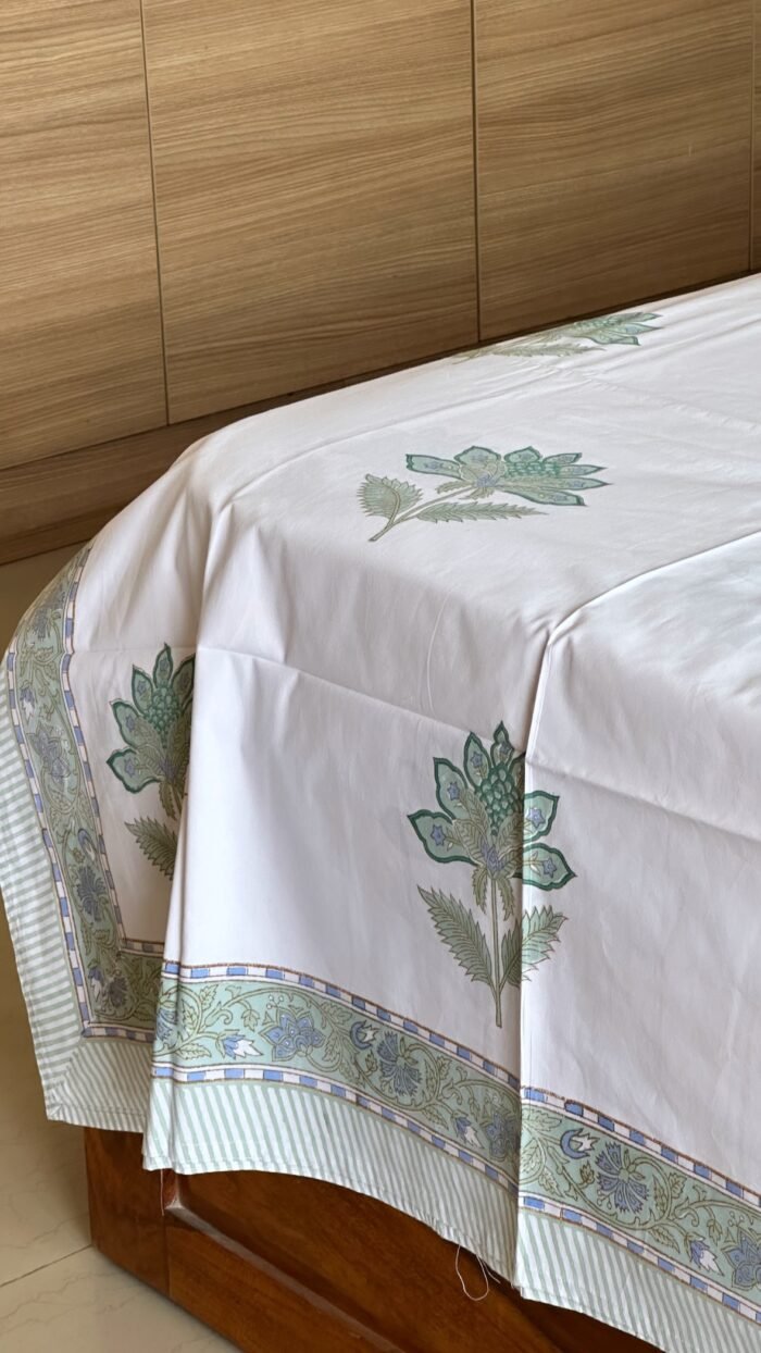Gulnaar Premium King Size Bedsheet - Image 3